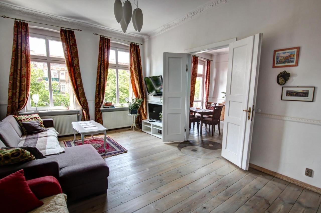 Center, Sunny Spacious Luxury! *