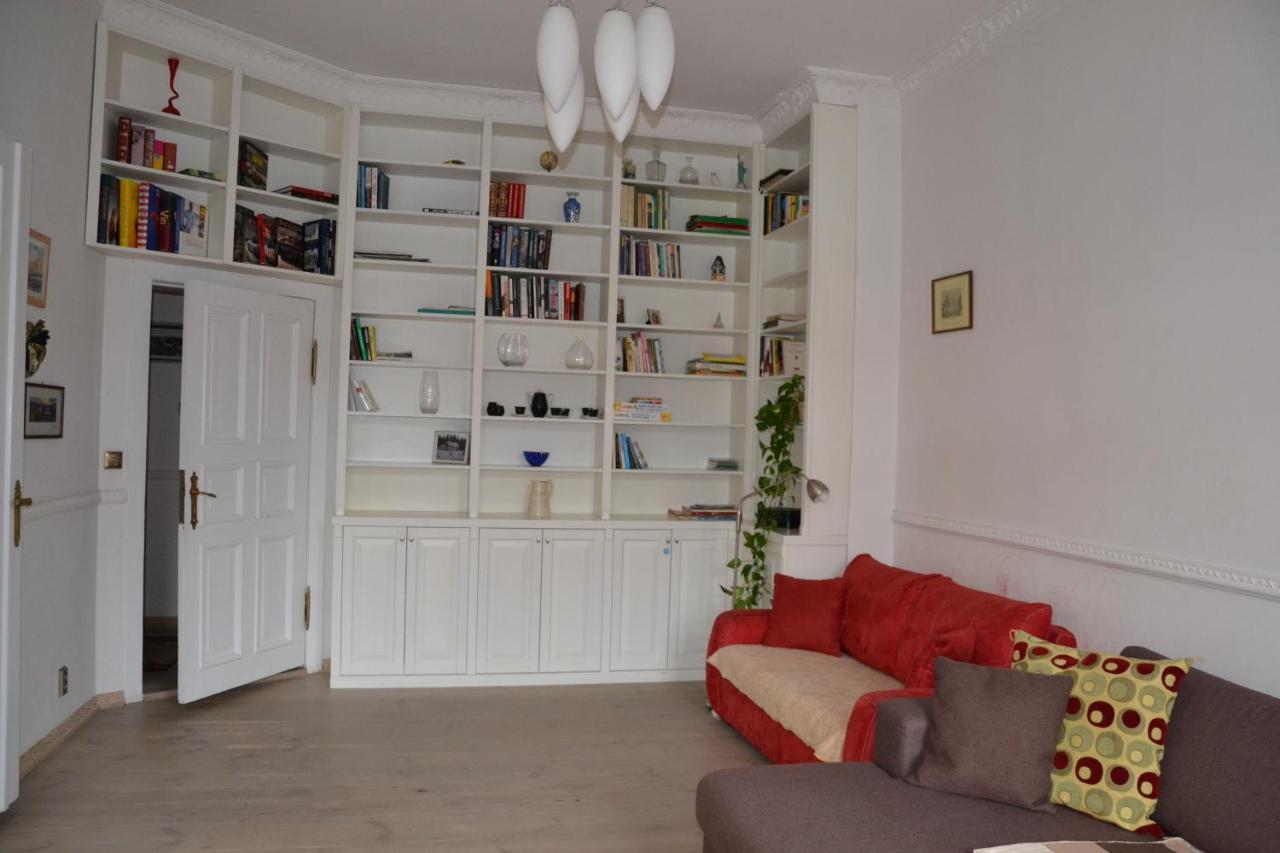 Apartamento Center, Sunny Spacious Luxury!